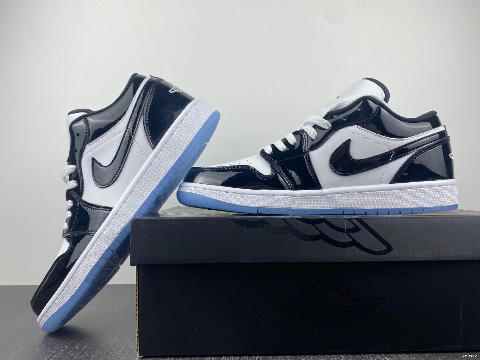 Jordan - Low 1 Concord DV1309-100 SE 0131